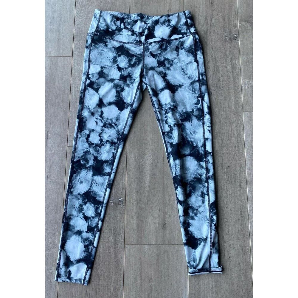 Athleta Chaturanga Floral Leggings Size Medium Black & White Yoga U101